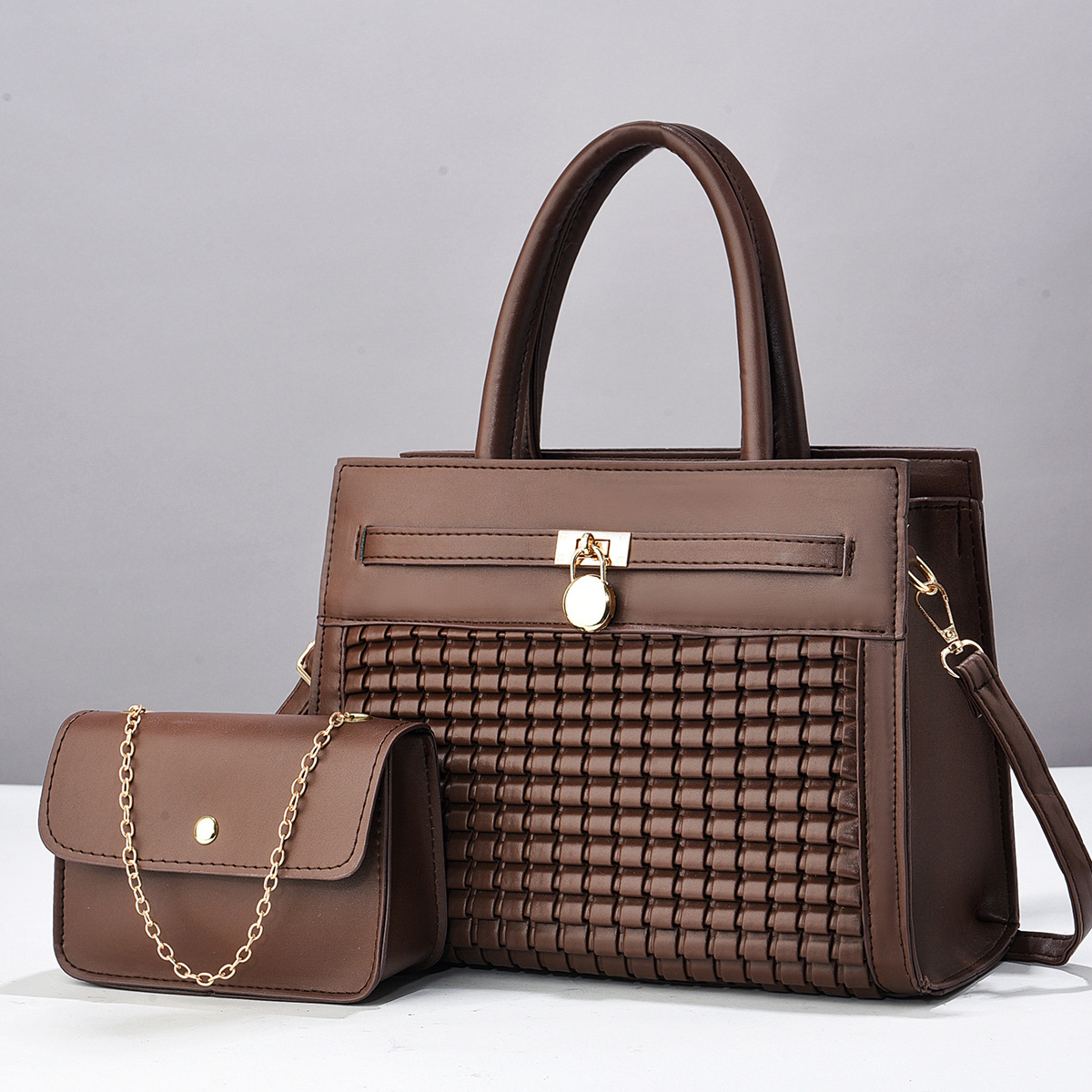 Cross-border two-piece women's bag 2024 Autumn/Winter new design handbag, European and American fashion, large capacity woven pattern for ladies Application Scenario