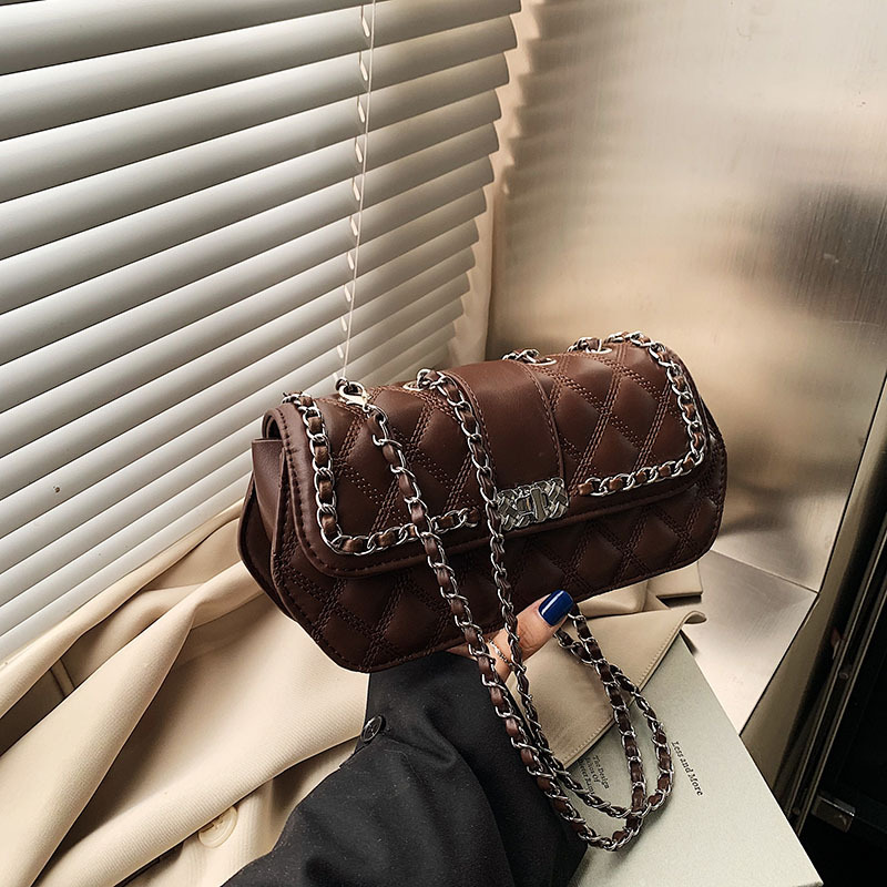 Diamond-shaped embroidered thread small bag for women, 2025 new style, fashionable and versatile chain crossbody bag, high-end quality, single-shoulder small square bag details Picture
