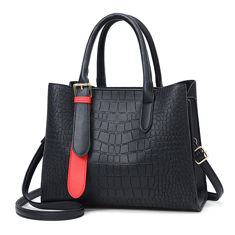 The 2022 new style of women's handbag is a trendy and fashionable European and American style. It is a large-capacity, elegant and simple hand-held women's bag that can be carried diagonally on one shoulder full figure