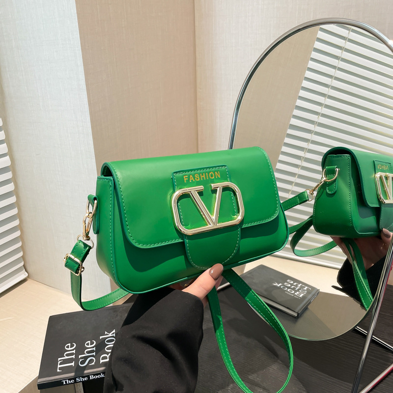 Retro underarm Bags for women 2025 new style Bags, trendy single-shoulder bag, fashionable small square bag, high-quality hand-held underarm bag full figure