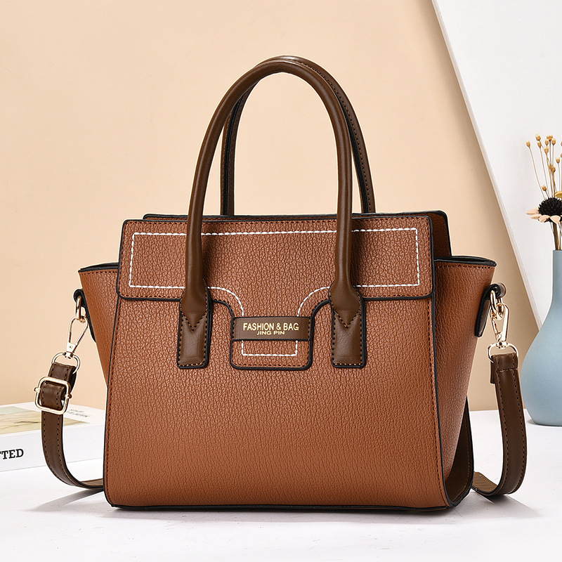 New bags for Spring 2024: large-capacity, high-end women's bags, unique and niche handbags, new women's single-shoulder bags Specification drawing