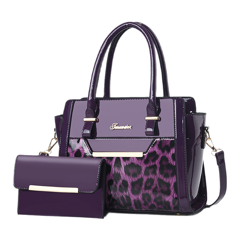 Simple and high-quality large bag, 2023 new trendy and fashionable women's bag, casual chain single-shoulder crossbody bag, leopard print mother and child bag Item Picture