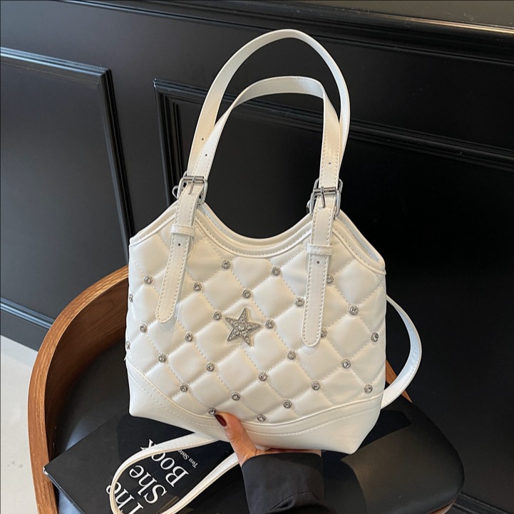 Diamond-shaped handbag for women, 2025 new style, trendy and versatile single-shoulder bag, high-end bucket bag, commuter crossbody bag full figure