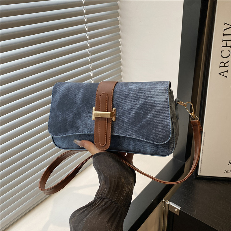 Summer beauty underarm bag 2025 Spring/Summer Korean style simple and stylish small square bag, high-end single-shoulder crossbody bag for women full figure