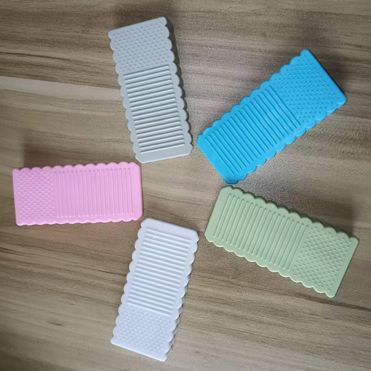 Movable door stopper, household door stopper, no need for drilling, anti-collision door plate, windproof fixed door, door stopper wedge, triangular door stop Specification drawing