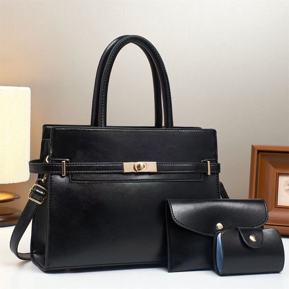 This year, a new set of three-piece hand-held shaping bags for cross-border trade is in vogue. These are simple and high-quality women's bags for foreign trade full figure