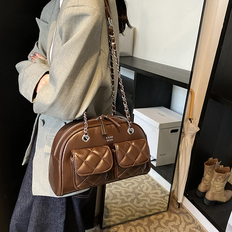 Xiaoxiangfeng underarm Bag for Women 2024 New trendy and fashionable diamond-shaped chain dumpling bag, Korean version niche single-shoulder bag for women Application Scenario