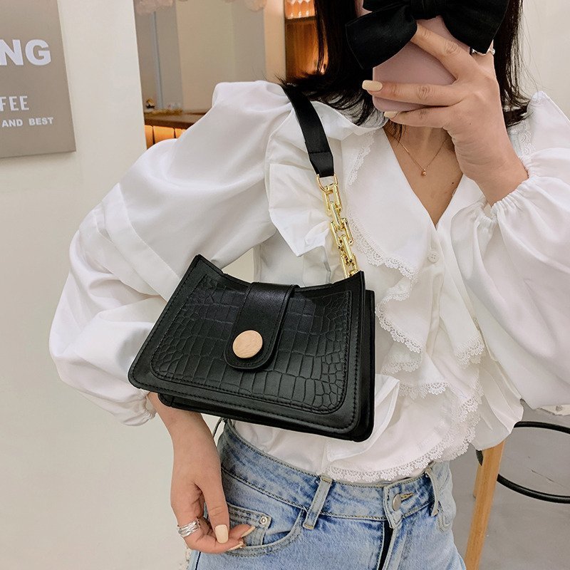 Summer women's crocodile-patterned small bags, 2023 popular new trendy and fashionable single-shoulder underarm bags, casual baguette bags details Picture