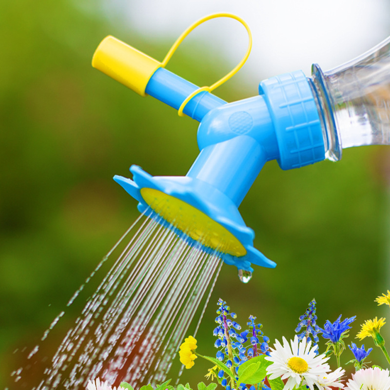 The new double-head watering device is portable and universal. It can be used for both beverage bottles, water bottles and shower heads. It is a perfect tool for watering sunflowers full figure