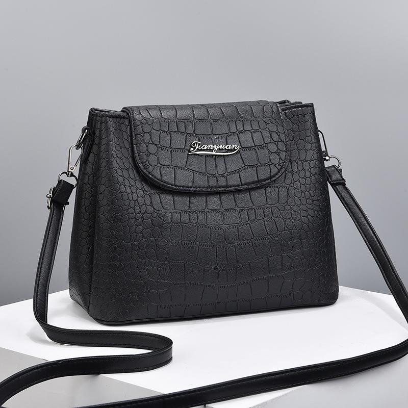 Three-port large-capacity women's bag, trendy and fashionable single-shoulder bag, 2022 new style bag, women's single-shoulder bag, elegant and simple details Picture