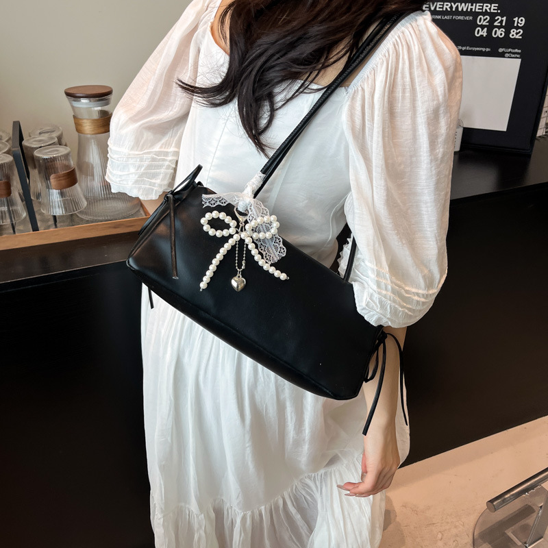 High-end underarm baguette bag for women 2025 new style, niche and simple single-shoulder bag, versatile handbag, small square bag... details Picture