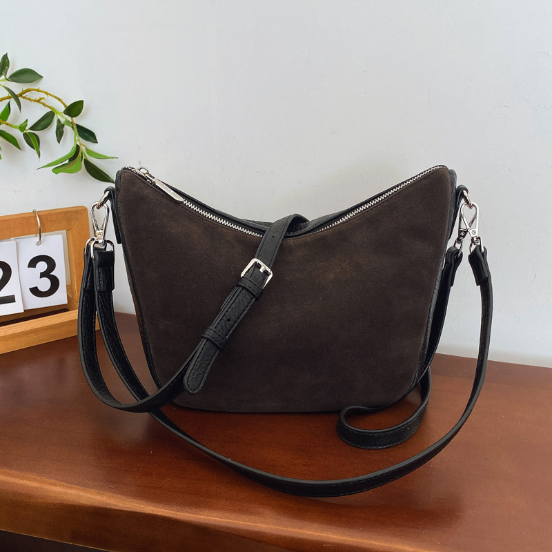 Frosted retro small bag for women, 2024 new style single-shoulder underarm bag, high-end and stylish, casual and versatile, crossbody bucket bag details Picture