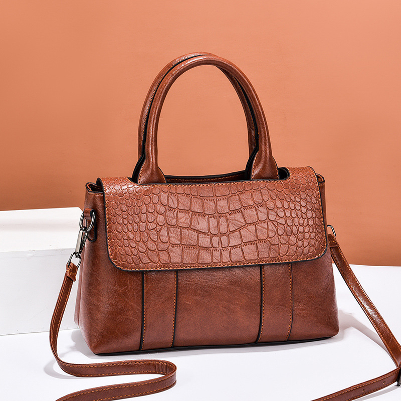 Soft leather handbag, large-capacity women's bag, 2022 new style, trendy, fashionable and elegant crossbody women's bag, export consignment details Picture