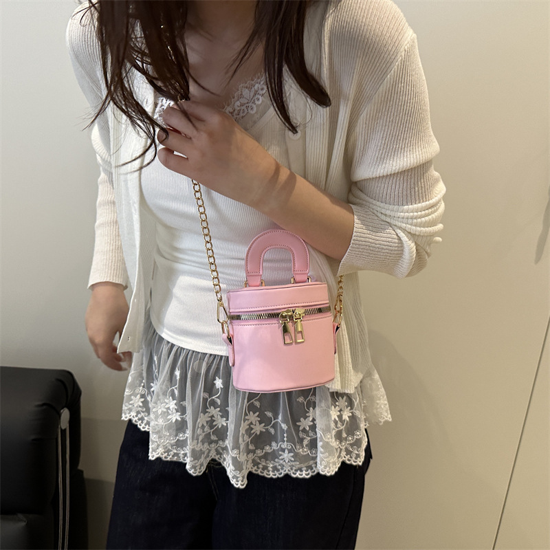 Korean fashion and individuality bucket bag for women, 2025 new style, double zipper design crossbody bag, stylish and trendy handbag Specification drawing