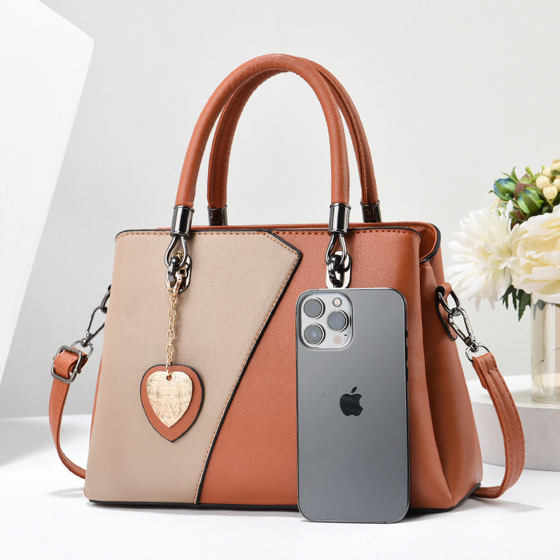 The 2024 single-shoulder crossbody bag is a bestseller for foreign trade. The new hand-held large winter bag is versatile for women and fashionable from the manufacturer details Picture