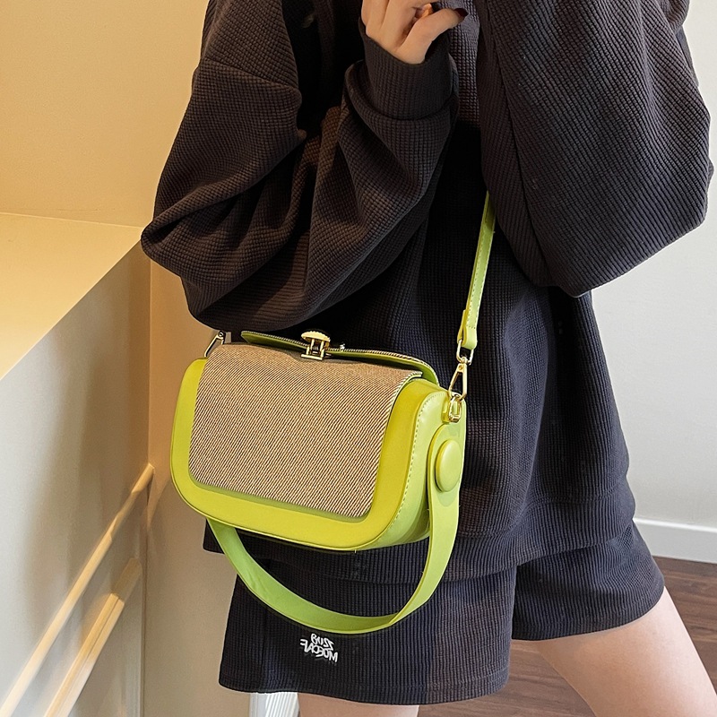Cross-border high-end, light luxury and retro hand-held box bag for women 2025 new niche fashion patchwork single-shoulder crossbody bag details Picture
