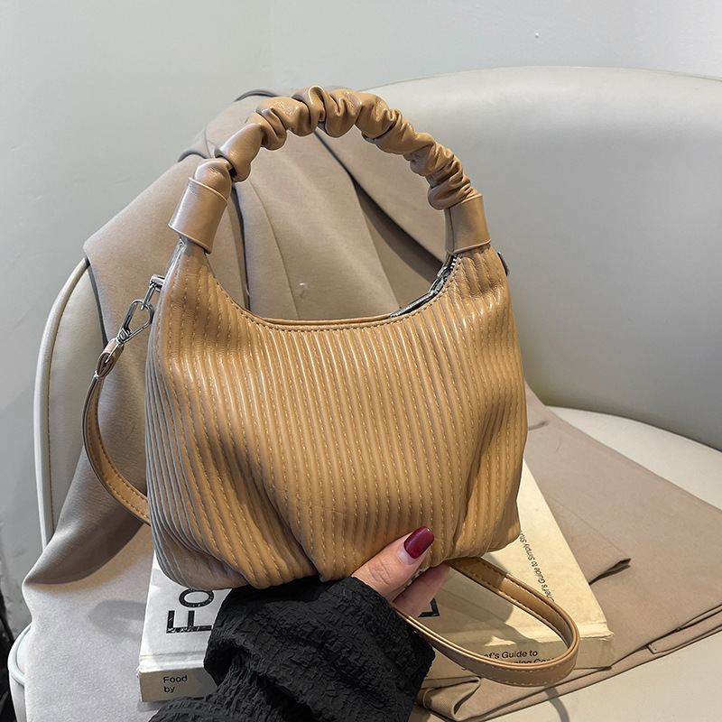 French niche crossbody bag for women 2024 new style, fashionable and versatile, bill of lading shoulder bag, high-end commuting underarm bag Specification drawing