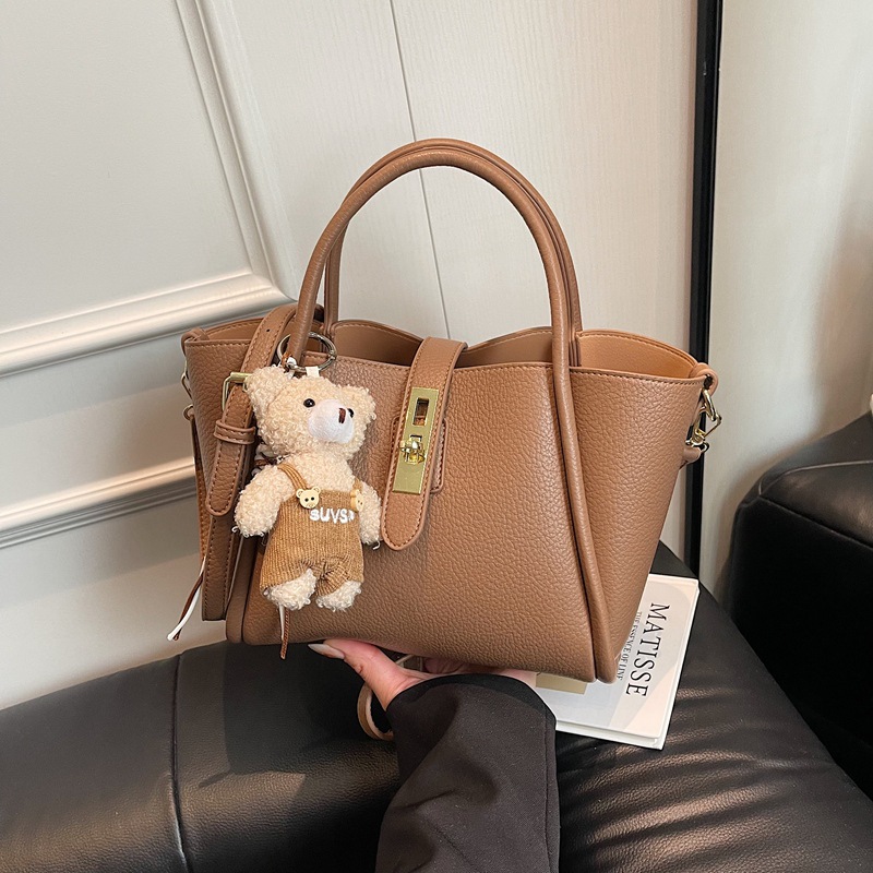 Large-capacity bag for women 2025 new style, trendy, versatile and simple single-shoulder crossbody bag, casual work hand-held bucket bag details Picture