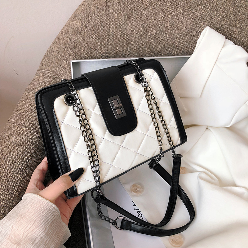 Fashionable and stylish diamond-shaped bag for women, 2021 new trendy Korean version chain shoulder bag, simple embroidered thread retro crossbody bag full figure