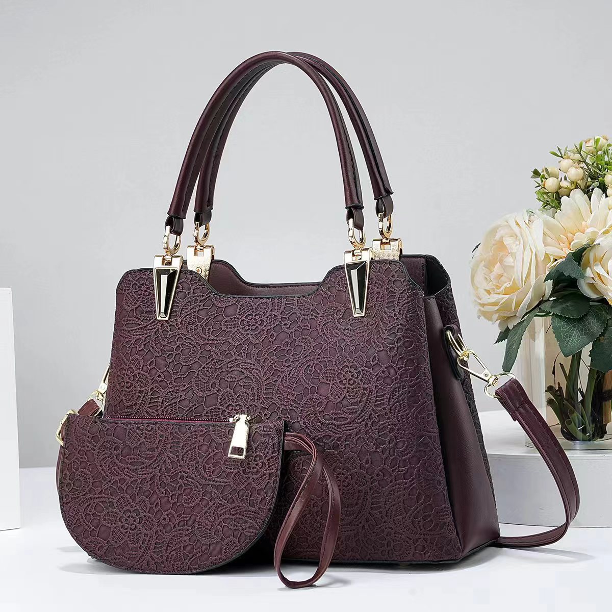 Two-piece hand-held women's bag with large capacity and elegant style, 2024 new style fashionable printed single-shoulder crossbody bag full figure