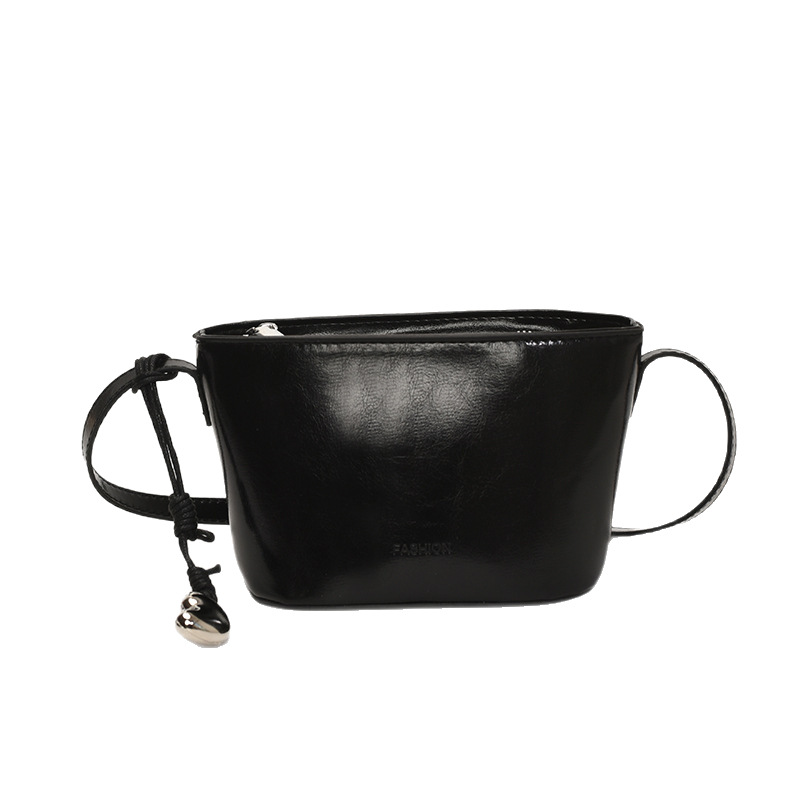 High-end and fashionable hand-held bucket bag for women, 2025 new niche design, commuting single-shoulder bag, trendy and stylish crossbody bag Item Picture