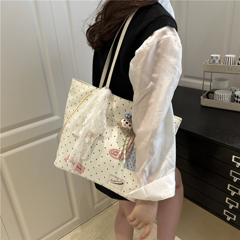 Fashionable lace-decorated polka dot large-capacity bag for women 2025, new single-shoulder bag, stylish commuter tote bag for women details Picture