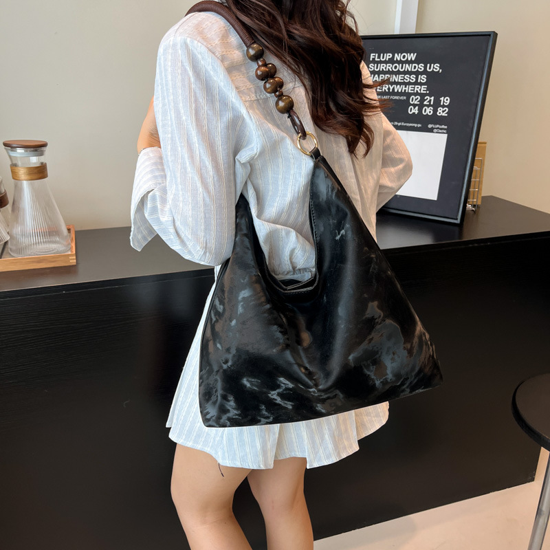 Cross-border sweet beaded hand-held underarm bag 2025 Summer New style fashionable casual single-shoulder bag large capacity tote bag Specification drawing