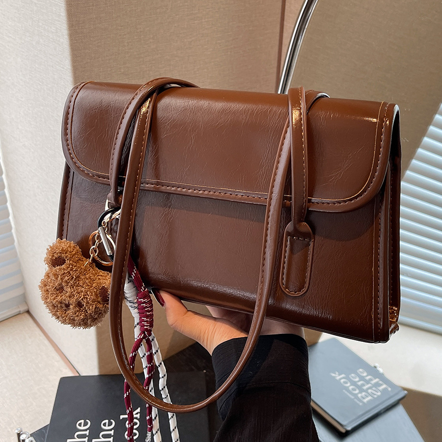 Retro bag, large-capacity single-shoulder bag for women, 2024 new style, casual and versatile underarm bag, high-end commuting bag for work full figure