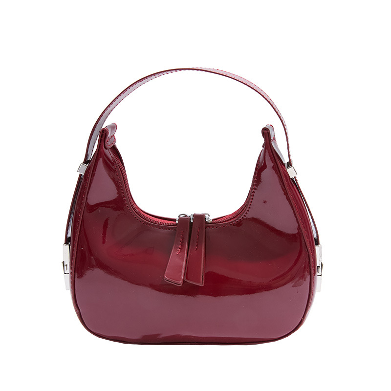 A new French high-end patent leather underarm bag for women in summer 2025, versatile, fashionable and niche, dumpling-wrapped crossbody bag Item Picture