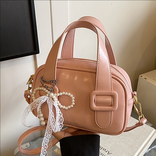 Stylish soft leather bag for women, 2025 new Korean-style texture handbag, casual and versatile for women, single-shoulder crossbody pillow bag full figure