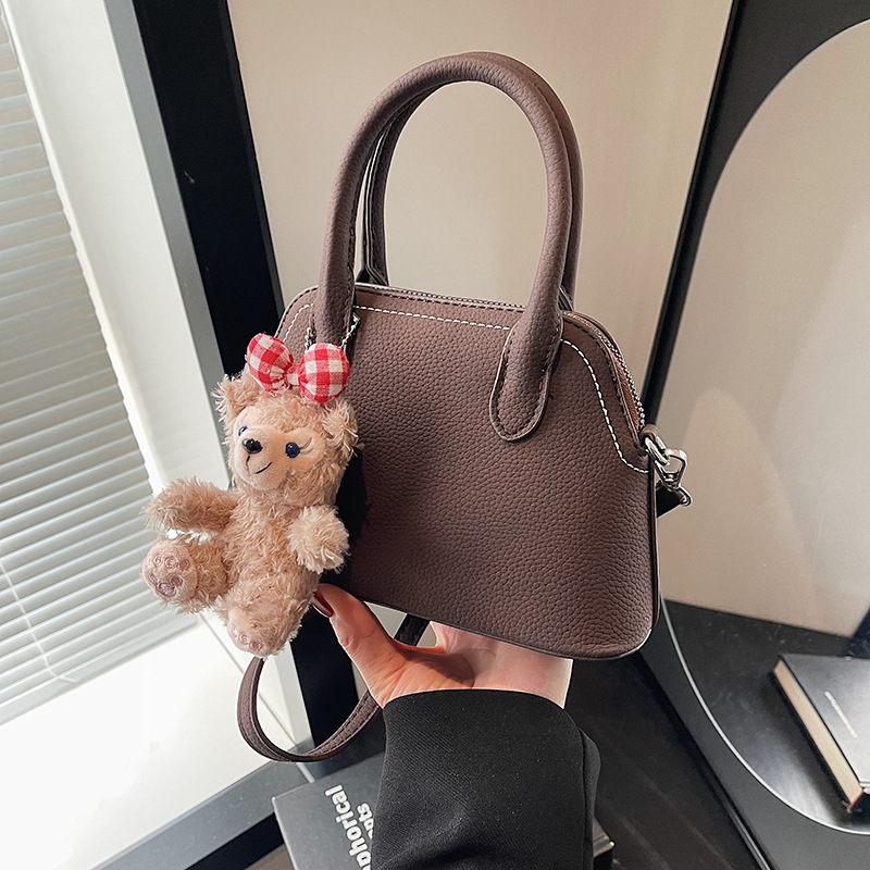 A high-end hand-held shell bag for women 2024, a trendy and versatile single-shoulder bag with a niche design and a simple crossbody Specification drawing