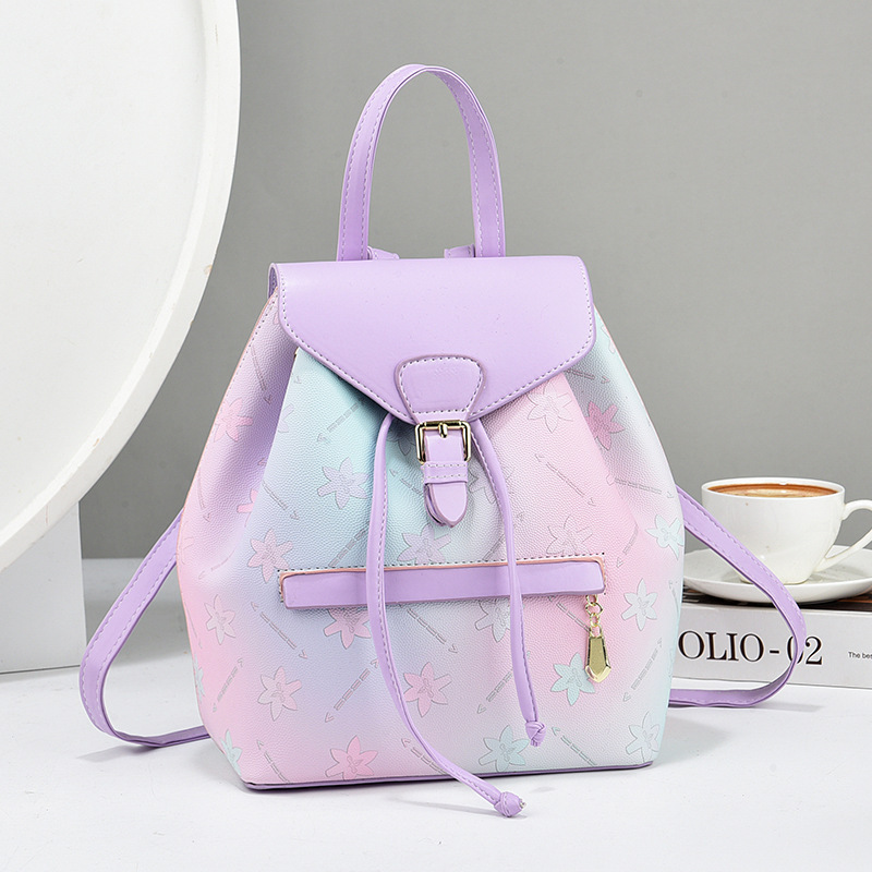 A new rainbow-colored backpack for women, a soft leather travel hand-held small backpack with a large capacity Specification drawing