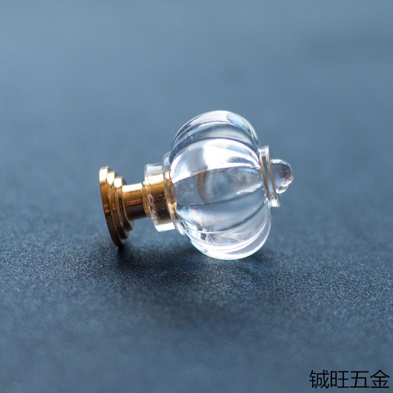 Factory direct sales of organic acrylic small handle cabinet handles, small lantern style handles. Larger quantities offer better prices Item Picture
