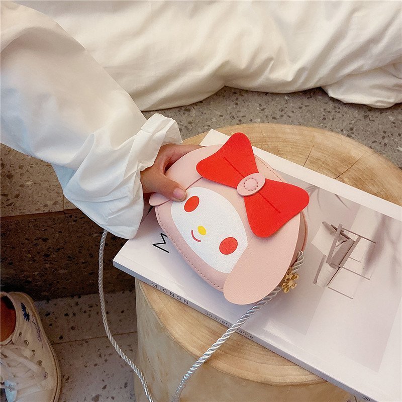 2021 New Korean-style children's bag, cute girl crossbody bag, cartoon Melody fashionable little girl loose change bag details Picture