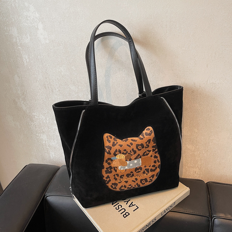 Commuting retro large-capacity women's backpack 2024 new style casual, versatile, fashionable and high-end single-shoulder tote bag details Picture