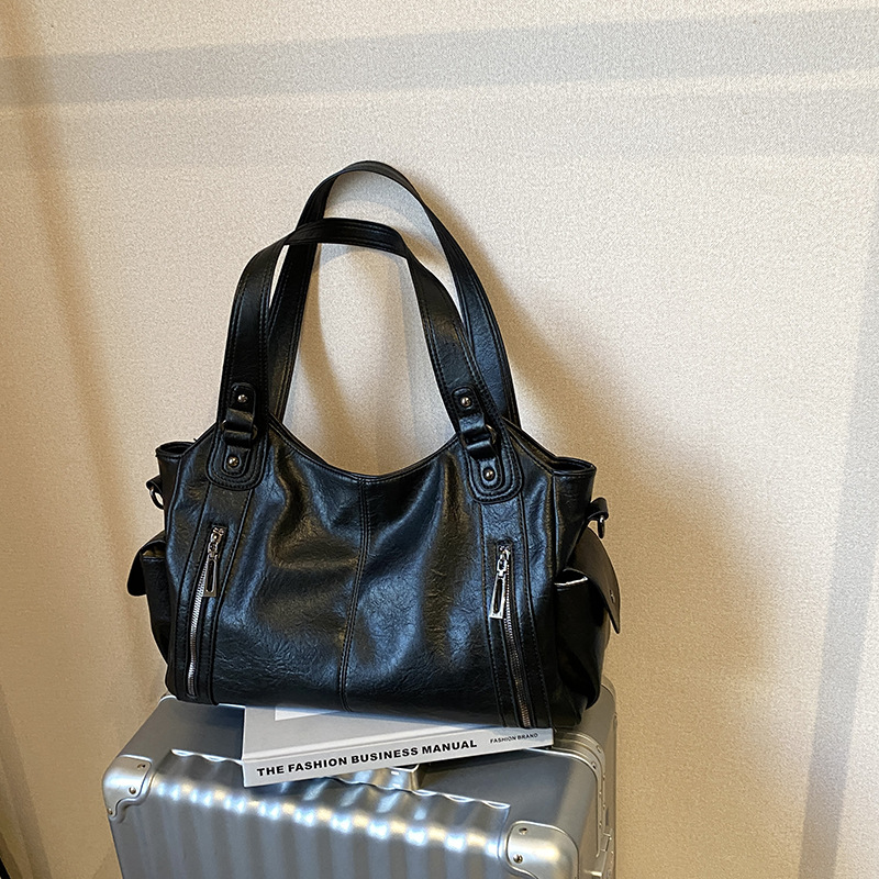 Women's tote bag, large-capacity crossbody bag, 2024 new retro, casual, versatile and high-end single-shoulder handbag details Picture