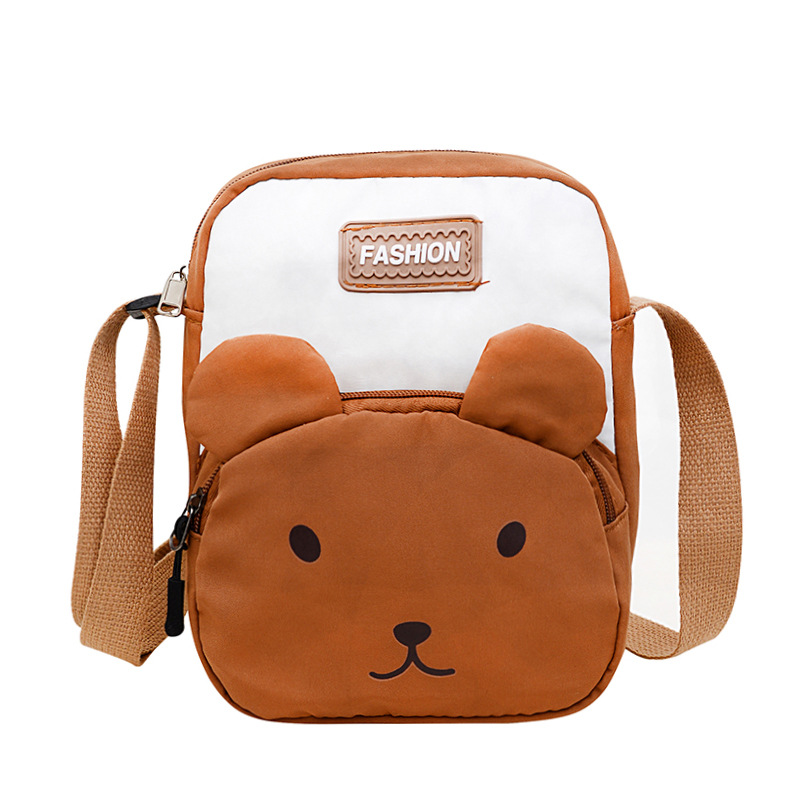 The new cute bear single-shoulder bag for the 2024 autumn and winter season, the large-capacity color-blocking crossbody bag for girls, is a cross-border trend Item Picture
