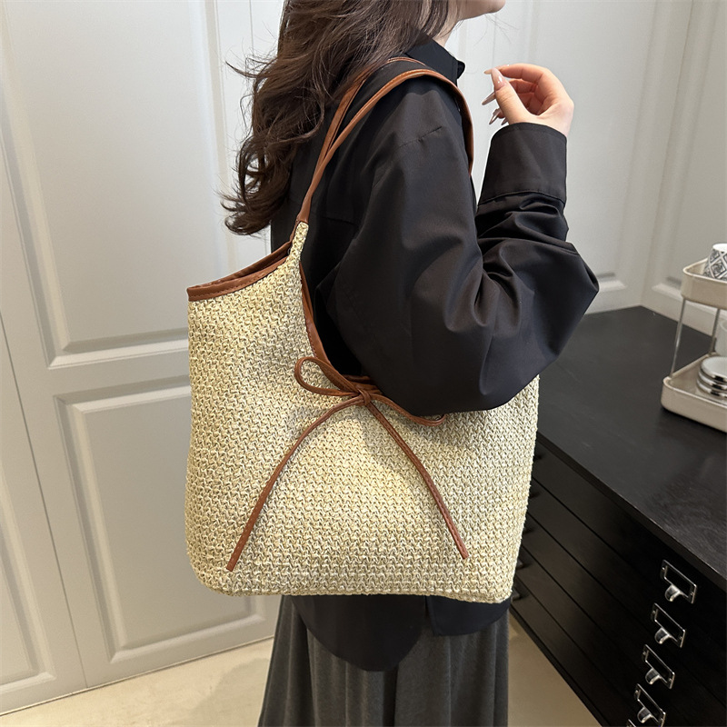 A new style of sweet single-shoulder bag made of straw for women in 2025, a casual tote bag for going out to work Specification drawing