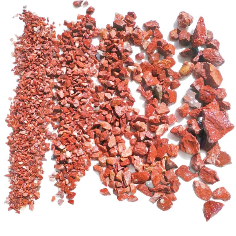 The manufacturer wholesals red crushed stones, colored pebbles, carmine red pebbles, adhesive stones, terrazzo flooring, paving and decoration Item Picture