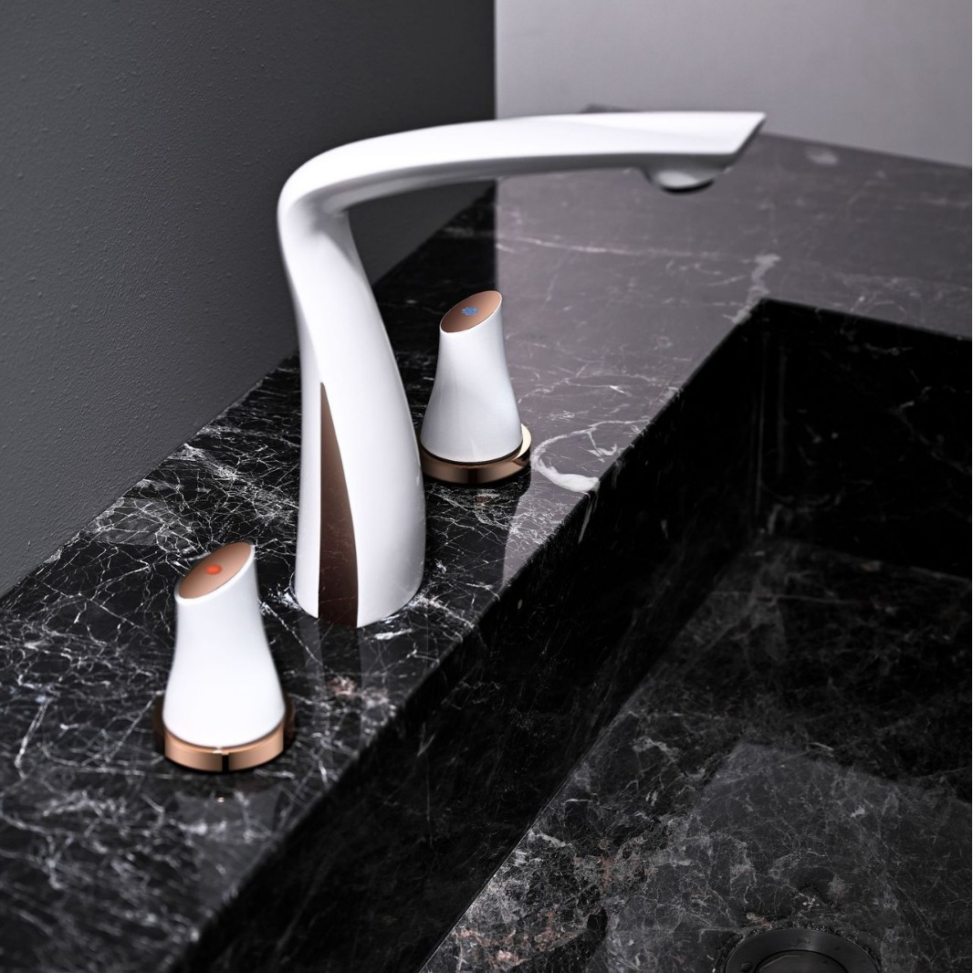 Guangdong cross-border exclusive supplier of all-copper split face and hand washing guards, washbasins, faucets and splash-proof water source manufacturers full figure