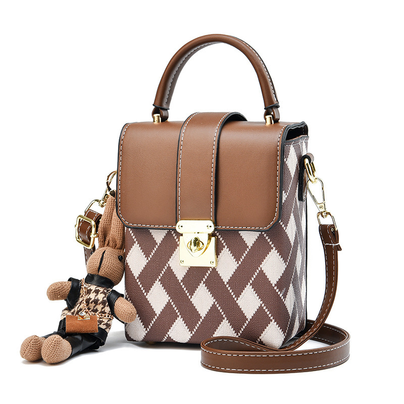 2023 new stylish Korean-style, simple and elegant, color-blocking single-shoulder crossbody women's bag, small square bag for export Item Picture