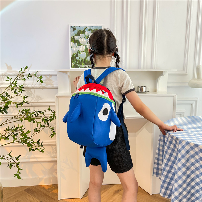 New cartoon shark backpack for high school students, a cute and funny travel backpack for girls, wholesale version Application Scenario