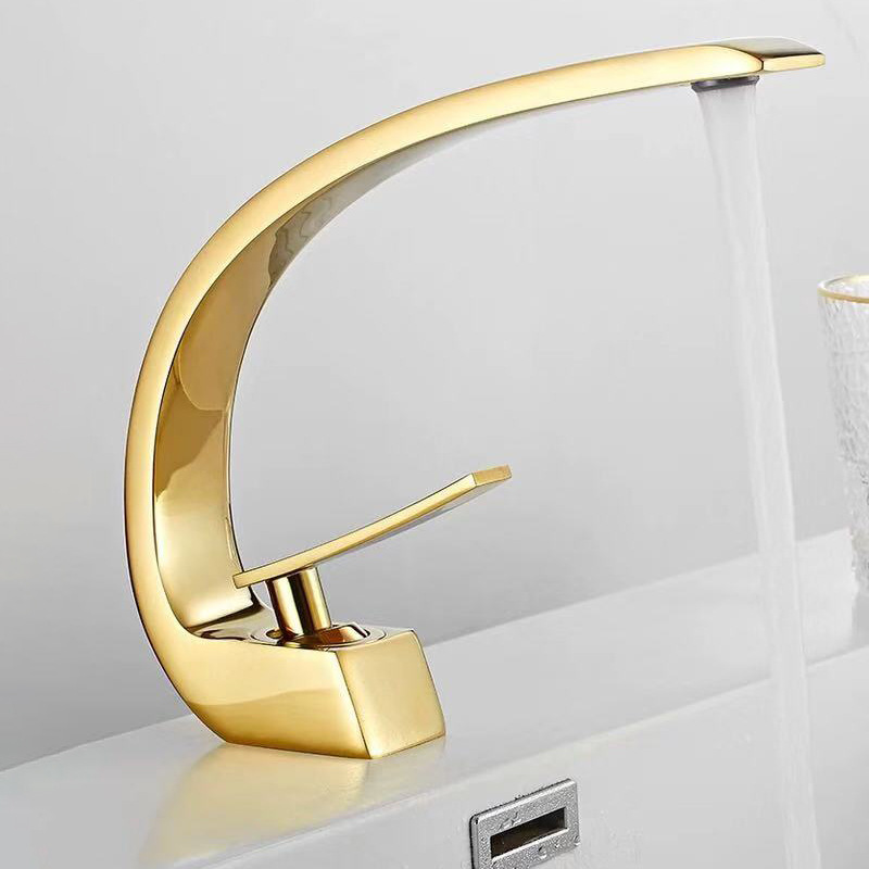 Cross-border Moon Bay cold and hot water faucets, bathroom washbasins, anti-splash creative all-copper washbasins and faucets Specification drawing