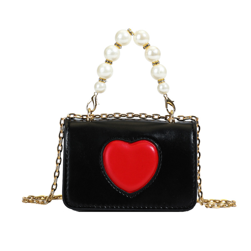 2025 New chain bag in Korean style, cute and fashionable heart, single-shoulder crossbody bag, small square bag with loose change accessories Item Picture