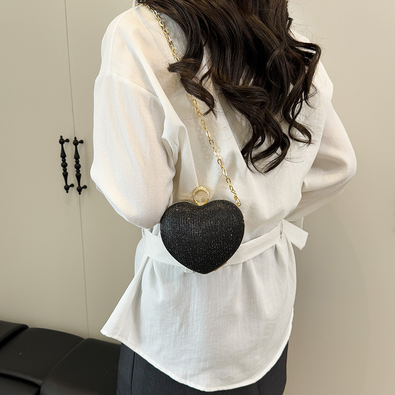 The 2025 spring new heart-shaped chain bag, women's lapel bag, textured sequined single-shoulder crossbody bag, cross-border trend Specification drawing