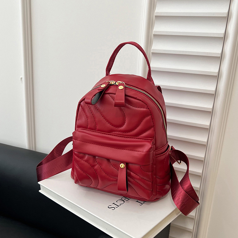 Korean style mini backpack 2024 Autumn and winter new fashion travel single-shoulder bag, casual and versatile women's bag full figure