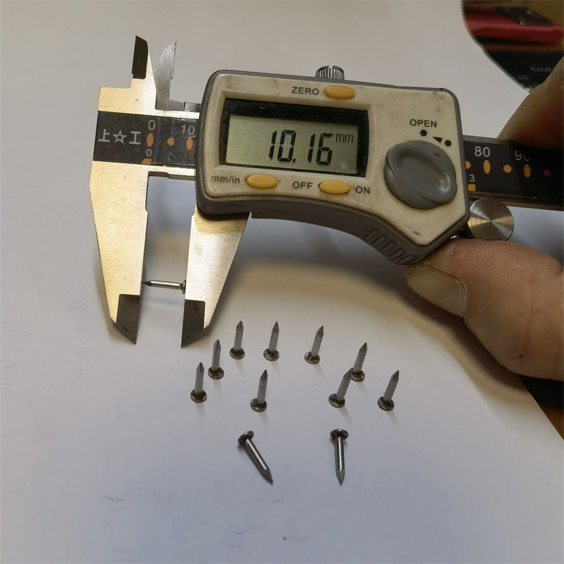 We have stainless steel round nails, small copper nails, iron nails, flat-head nails and galvanized nails in stock Specification drawing