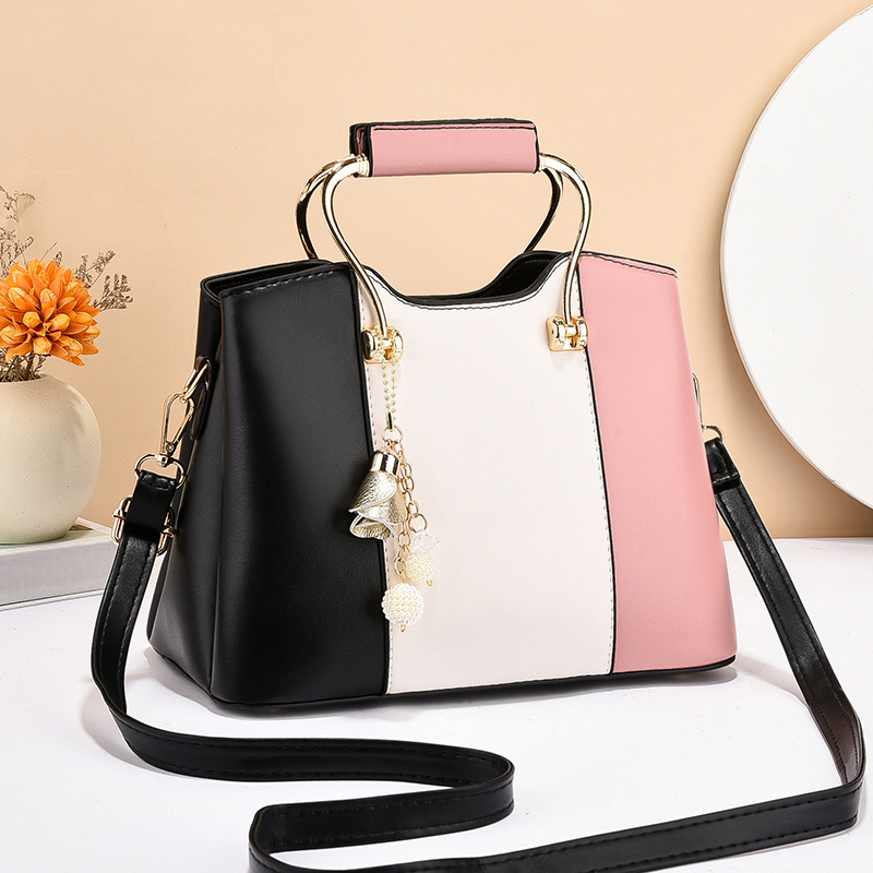 Fashionable women's bag, versatile women's single-shoulder new large bag, autumn and winter handbag, elegant women's bag, Korean style trendy crossbody Application Scenario