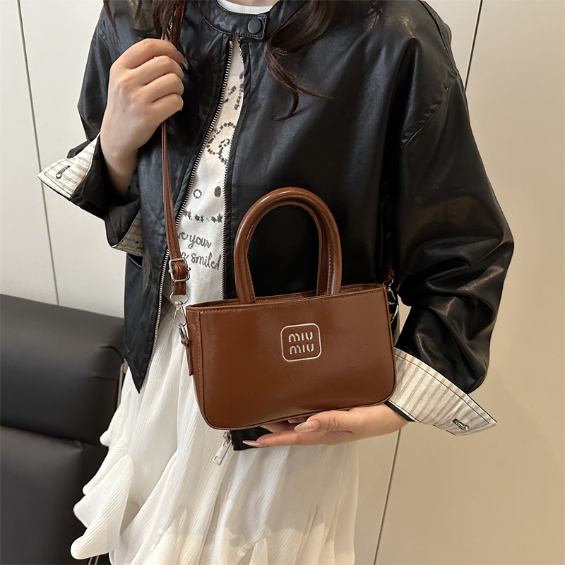 Cross-border trend, high-end style, hand-held small bag for women, 2025 new simple hand-held shoulder crossbody bag, small square bag, trendy Specification drawing