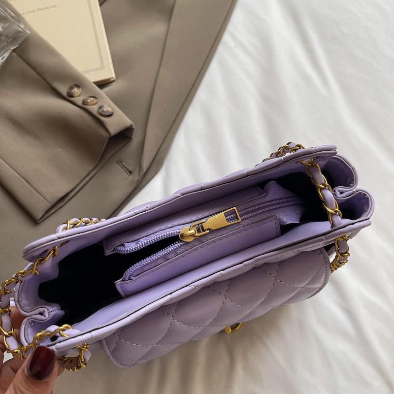The classic bestseller diamond-shaped chain bag for women in 2025, a trendy and fashionable single-shoulder underarm bag, and a casual soft leather crossbody bag Application Scenario